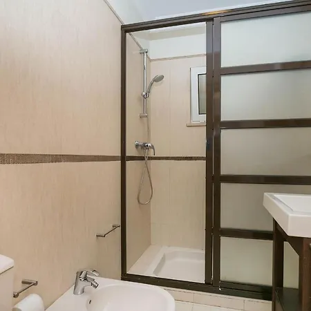 Abf36v2 Charming 2 Bdr Located Only A Few Mi فيلة البوفيرا