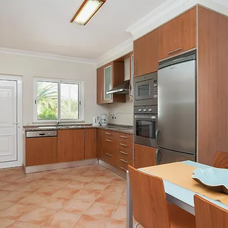 Villa Abf36v2 Charming 2 Bdr Located Only A Few Mi *